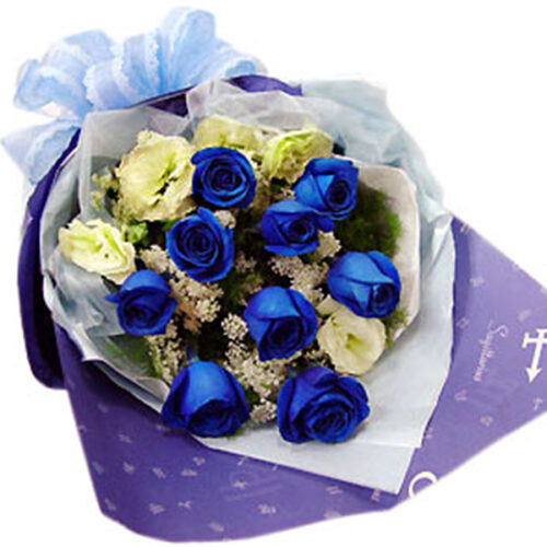 exclusive blue rose hand bouquet