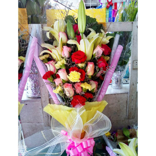 mixed roses with lily carnation limo bouquet