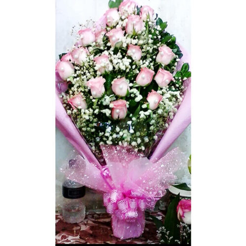 shaded pink rose bouquet with gypsy