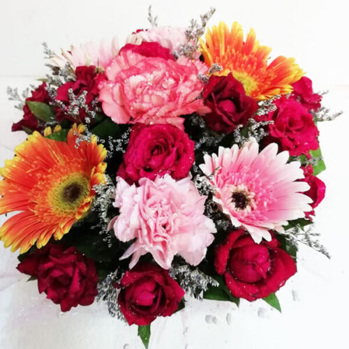 eye catching box bouquet
