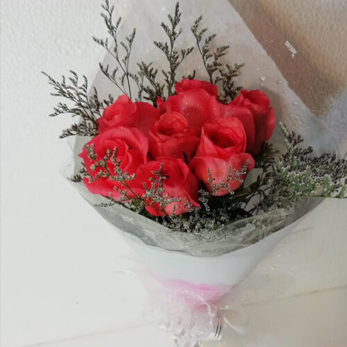 lovely light colored rose bouquet