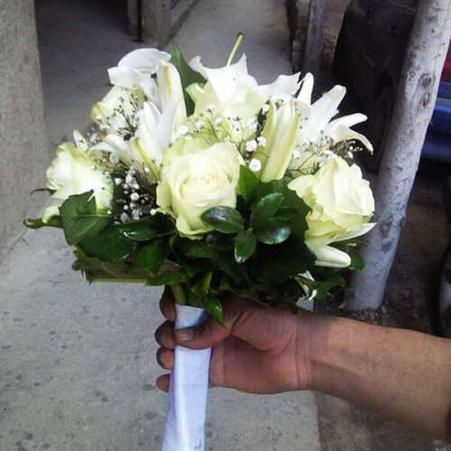 simply beautiful flower hand bouquet 1